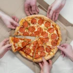 The Ultimate Guide to Pairing Pizza with the Right Drink